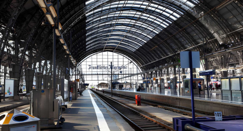 Italia bloccata: sciopero nazionale dei treni, scatta il venerd� nero per milioni di viaggiatori